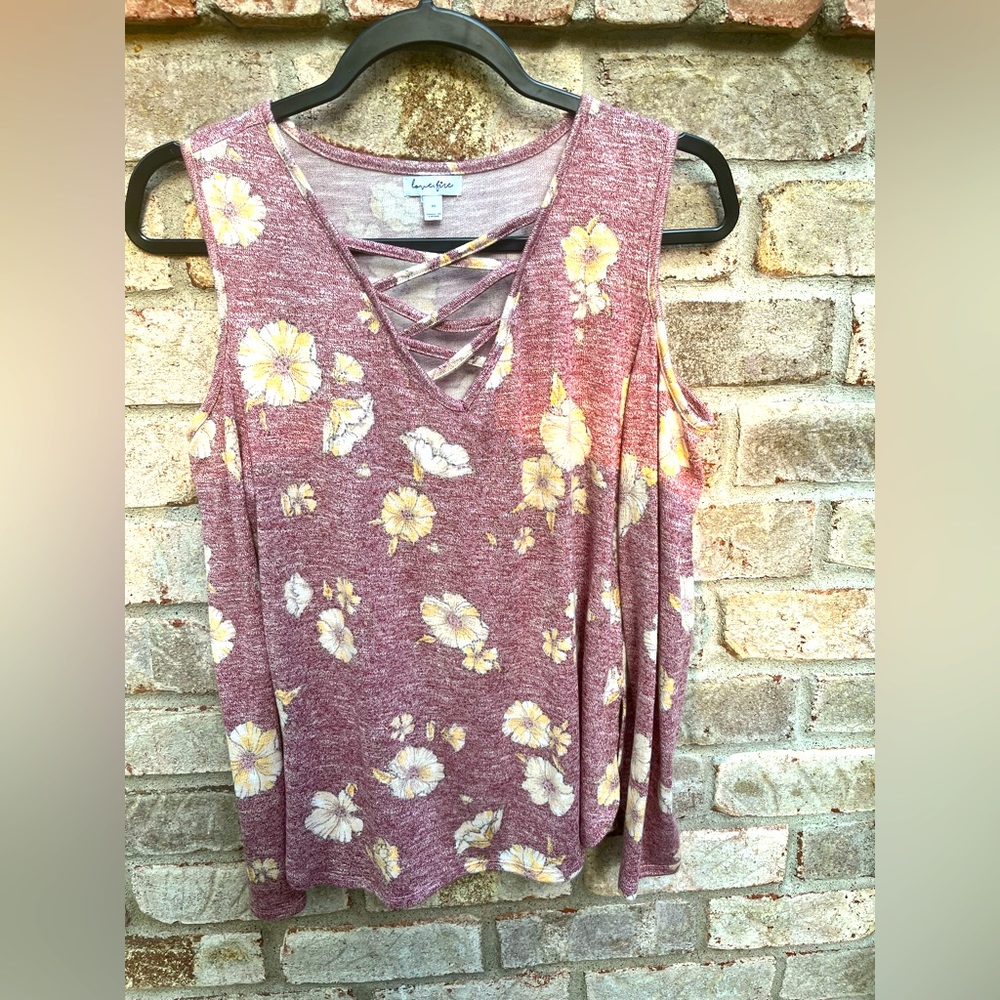 NWOT LOVE,FIRE Long Sleeve Top
